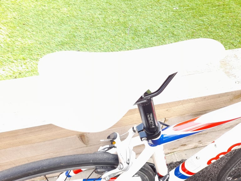 Moda Minor 7-10 year old child's Road Bike 