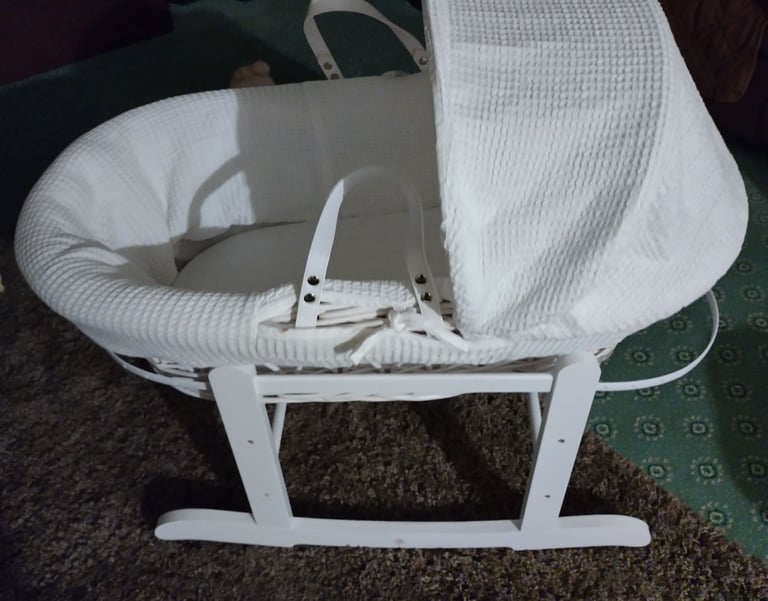 image for White Wicker Cot with Rocking Stand