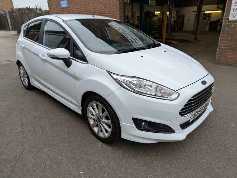  Ford Fiesta 1.0 EcoBoost Titanium 5dr Petrol