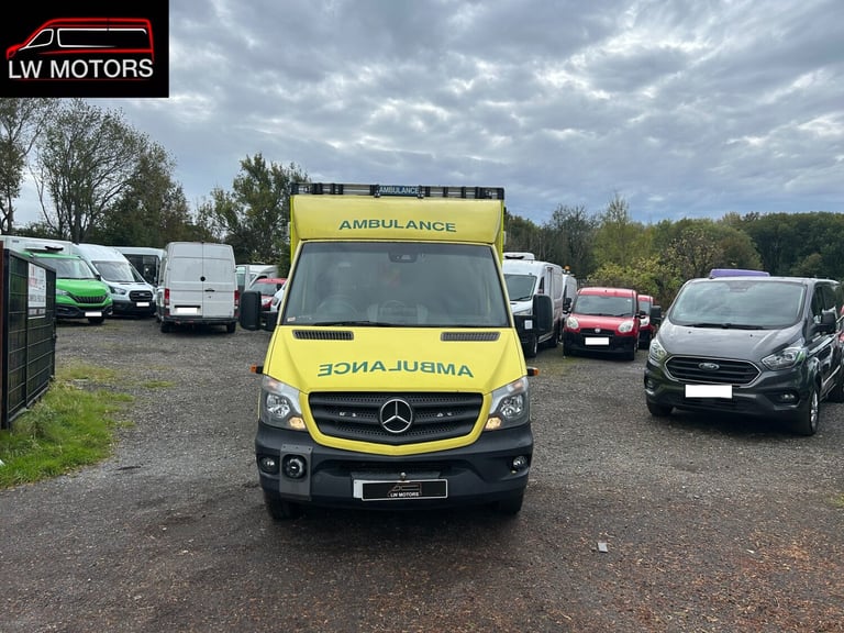 MERCEDES BENZ SPRINTER 519 CDI DIRECT EX AMBULANCE SERIVICS 2017 17 REG EURO 6