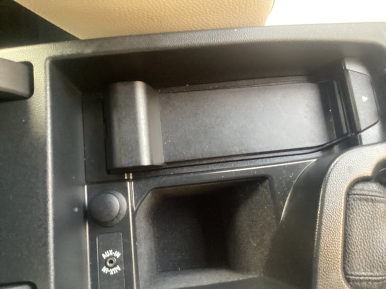 2011 BMW 3 Series 318i Exclusive Edition 4dr SALOON Petrol Manual