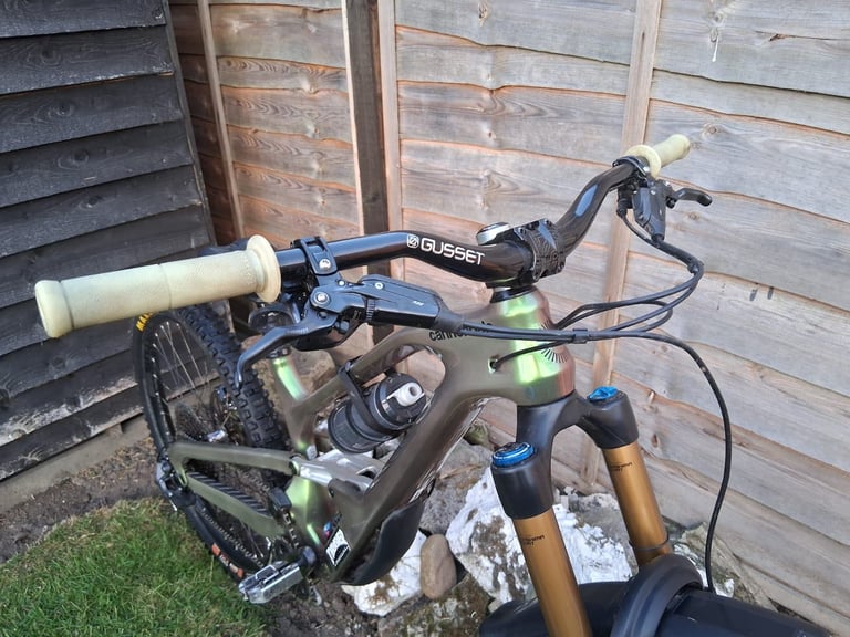 cannondale jekyll size small(RRP£6750 WITHOUT UPGRADES)