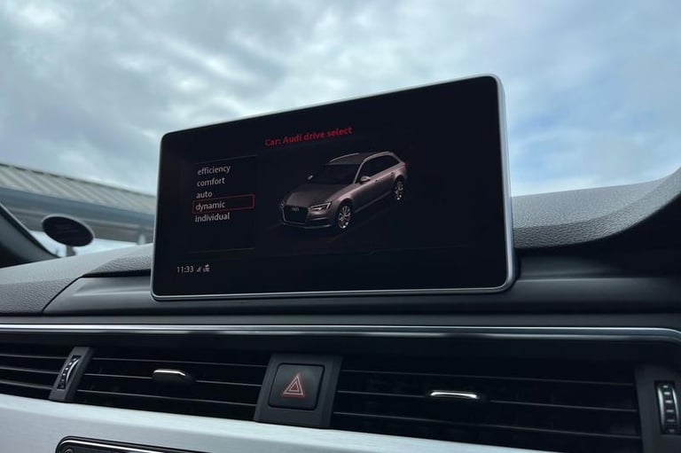 2019 Audi A4 40 TDI S Line 5dr S Tronic ** Paddle Shifters - Bluetooth / USB Connection Estate Di...