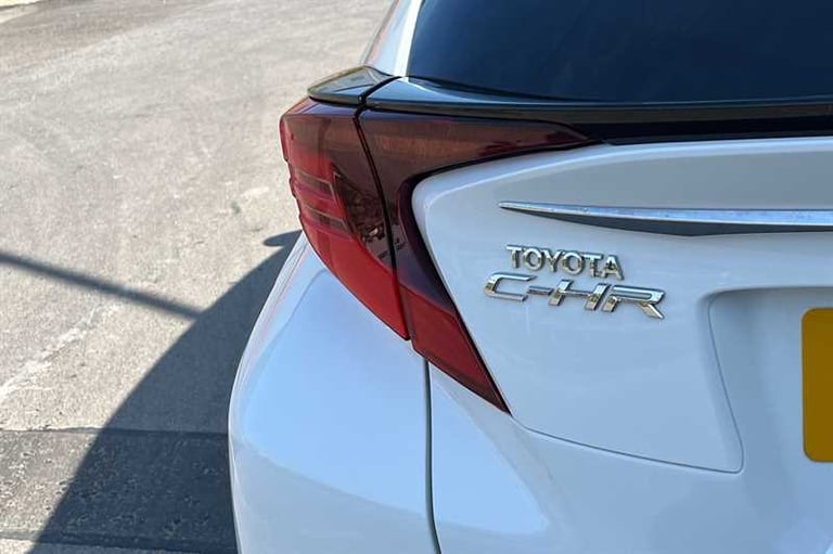 2021 Toyota C-HR 2.0 VVT-h GPF Excel SUV 5dr Petrol Hybrid CVT Euro 6 (s/s) (184 ps) SUV Hybrid A...