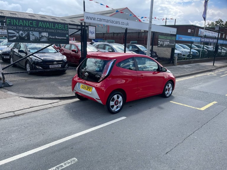 2014 Toyota AYGO 1.0 VVT-i X-Play 3dr ONLY £20 ROAD TAX PA  *WAS £5695 SAVE £1200 NOW £4495* HATC...