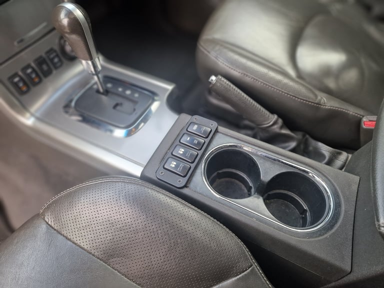 2012 Nissan Navara Double Cab Pick Up Outlaw 3.0dCi V6 231 4WD Auto PICK UP Diesel Automatic