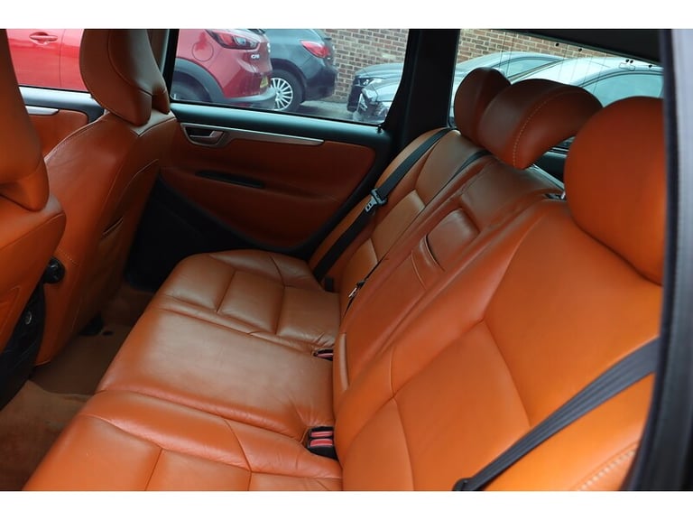 2025 Volvo V70 2.5T SE 5dr Geartronic [RTI NAV] Estate PETROL Automatic