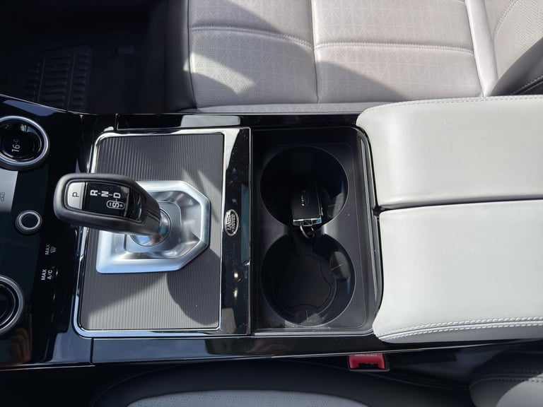 2022 Land Rover Range Rover Evoque Range Rover Evoque 2.0 D200 MHEV R-Dynamic HSE Auto 4WD Euro 6...