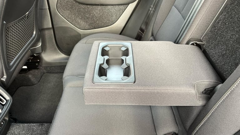 2020 Volvo XC40 Momentum B4 AWD mild hybrid ESTATE Petrol/Electric Hybrid Automatic