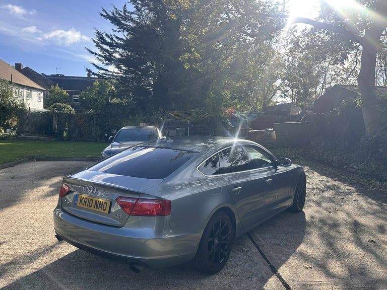 Audi, A5, Hatchback, 2010, Semi-Auto, 1984 (cc), 5 doors