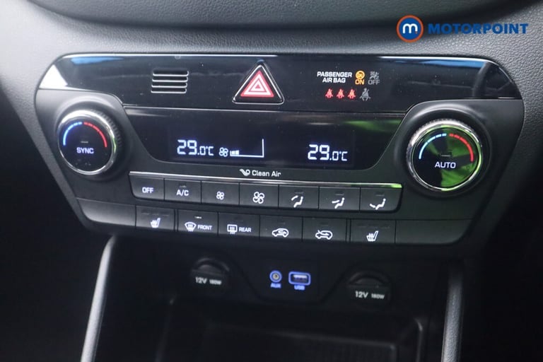 2017 Hyundai TUCSON 1.7 CRDi Blue Drive SE Nav 5dr 2WD SUV Diesel Manual