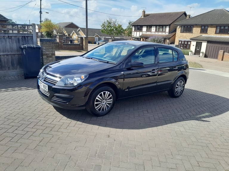 Vauxhall Astra Automatic, Only 14k, Yes 14k from new, Rare low mileage auto