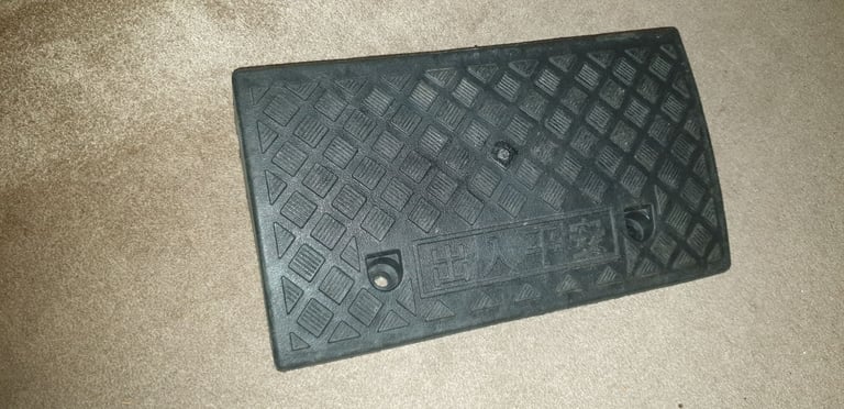 Kerb Curb Drive Ramp Rubber Vehicle Slope Garage Ramps Car Wheelchair Threshold