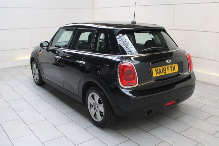2018 MINI Hatch 1.5 Cooper Hatchback 5dr Petrol Manual Euro 6 (s/s) (136 ps) Hatchback Petrol Manual