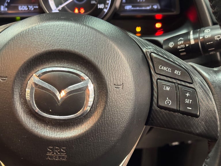 2015 Mazda Mazda2 1.5 SKYACTIV-G Sports Launch Edition Euro 6 (s/s) 5dr HATCHBACK Petrol Manual