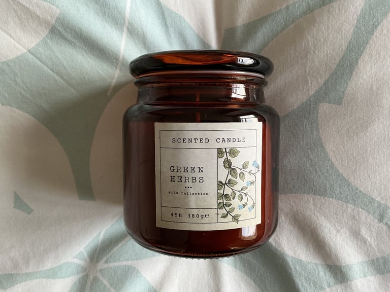 Wild Collection Green Herbs Scented Candle