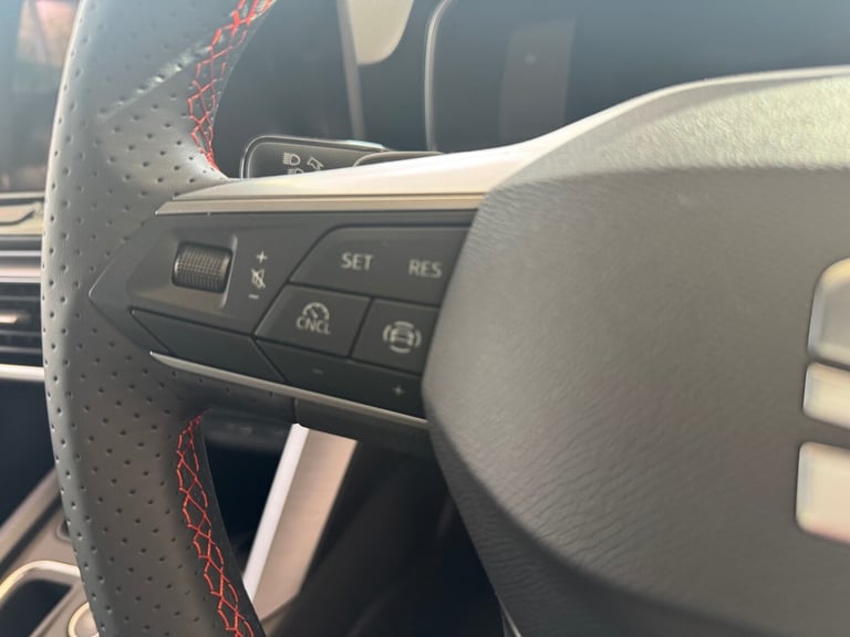 2025 SEAT Leon 1.5 e-Hybrid FR Sport 5dr DSG [DAP] Estate Petrol Parallel PHEV Automatic