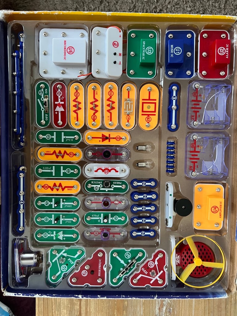 Hot Wires electronic set