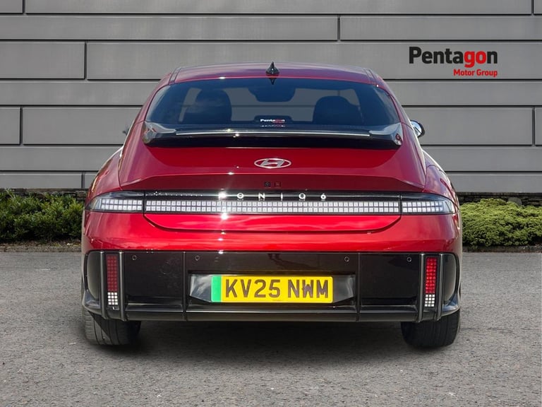  Hyundai Ioniq 6 77.4kwh Premium Saloon 4dr Electric Auto 228 Ps Electric