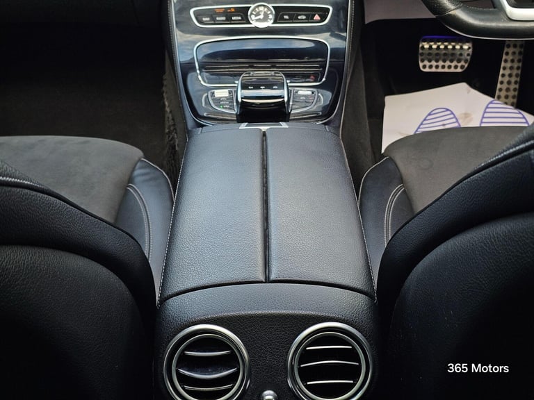 Mercedes-Benz E Class 2.0 E220d AMG Line (Premium) G-Tronic+ Euro 6 (s/s) 4dr Diesel Automatic
