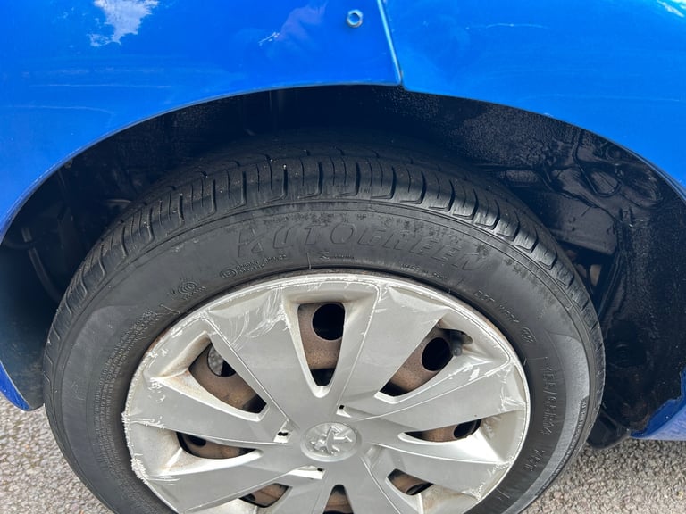 Peugeot, 107, Hatchback, 2011, Manual, 998 (cc),5 doors - Image 17