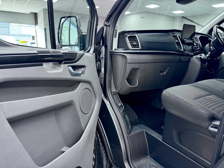 2018 Ford Transit Custom 2.0 300 EcoBlue Limited Crew Van L1 H1 Euro 6 5dr (6 Seat) PANEL VAN Die...