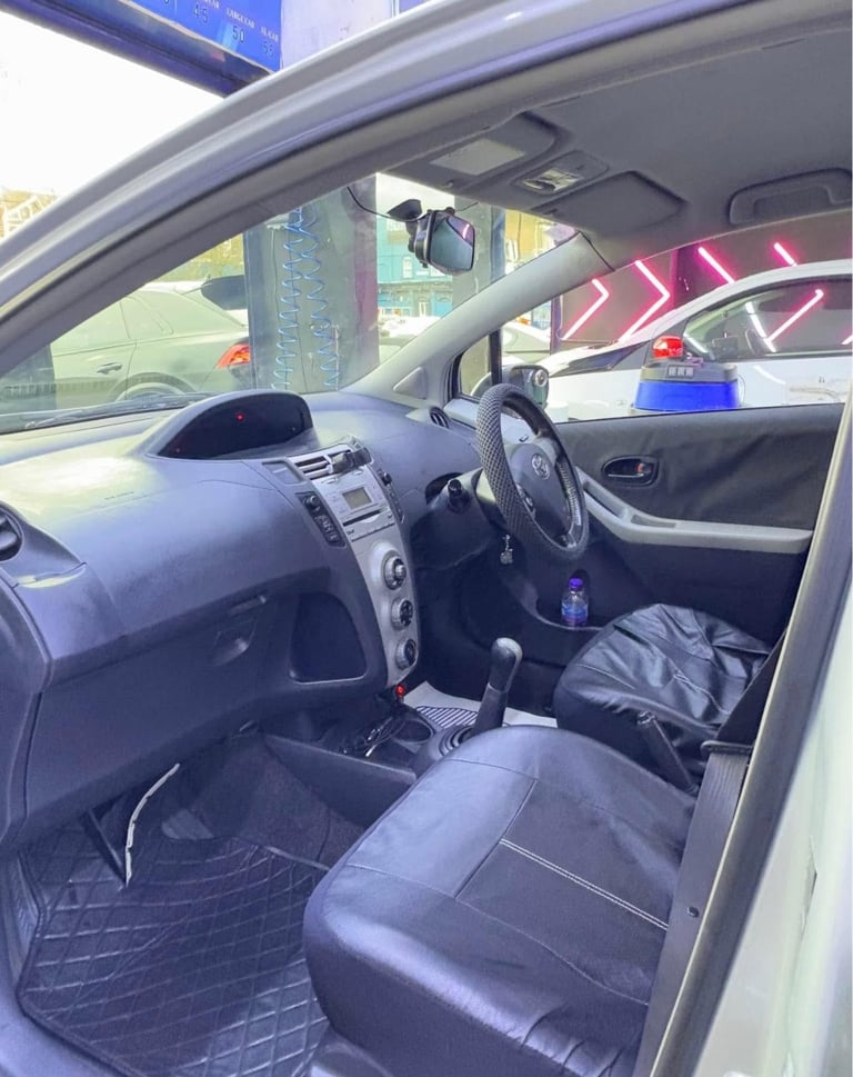Toyota YARIS Hatchback 2006, Manual, 5 doors