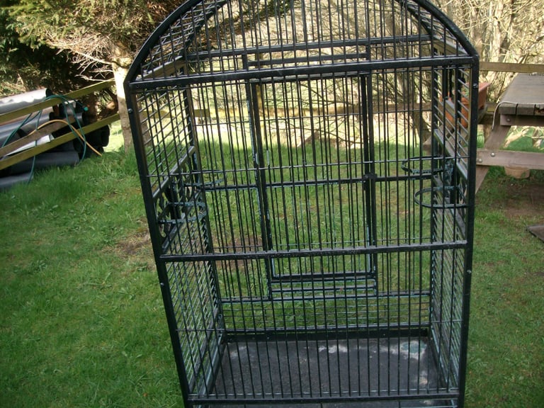 Large Parrot Birdcage.
