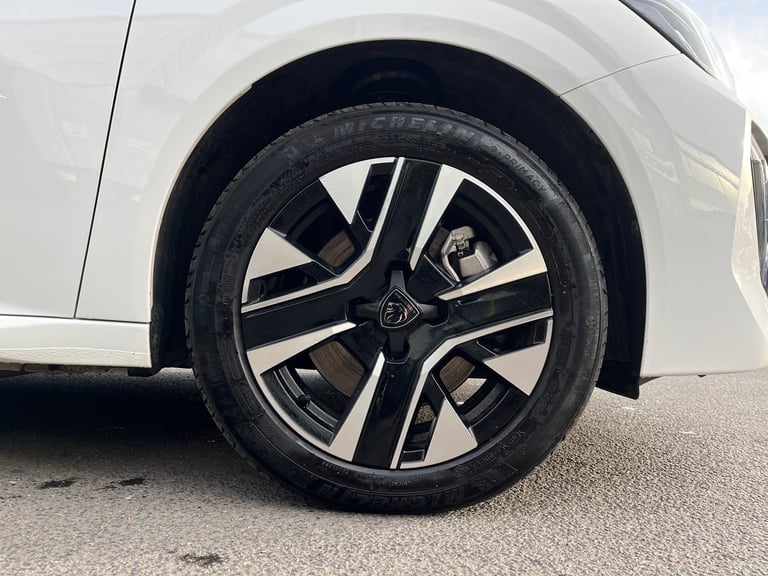  Peugeot E 208 50kwh Allure Hatchback 5dr Electric Auto 7.4kw Charger 136 Ps