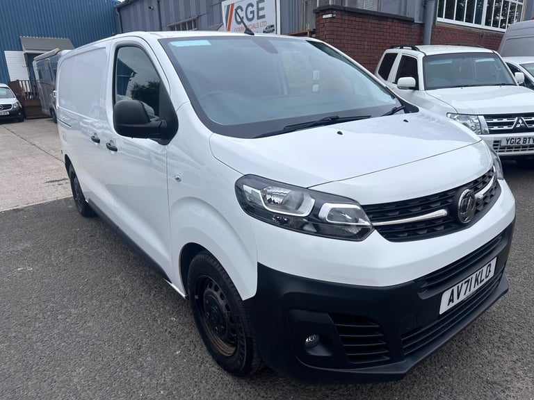 2021 71 VAUXHALL VIVARO 2700 1.5d 120PS Dynamic L1 H1 Van