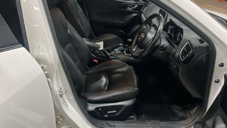 2014 Mazda Mazda3 2.0 SKYACTIV-G Sport Nav Euro 5 (s/s) 5dr HATCHBACK Petrol Manual