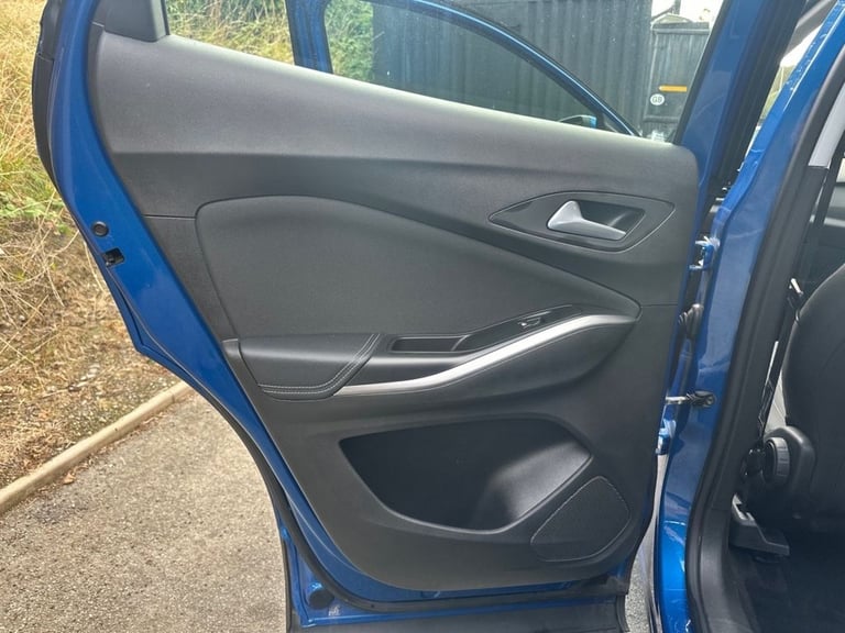 2018 Vauxhall Grandland X 1.2 Turbo SE SUV 5dr Petrol Manual Euro 6 (s/s) (130 ps) HATCHBACK Petr...
