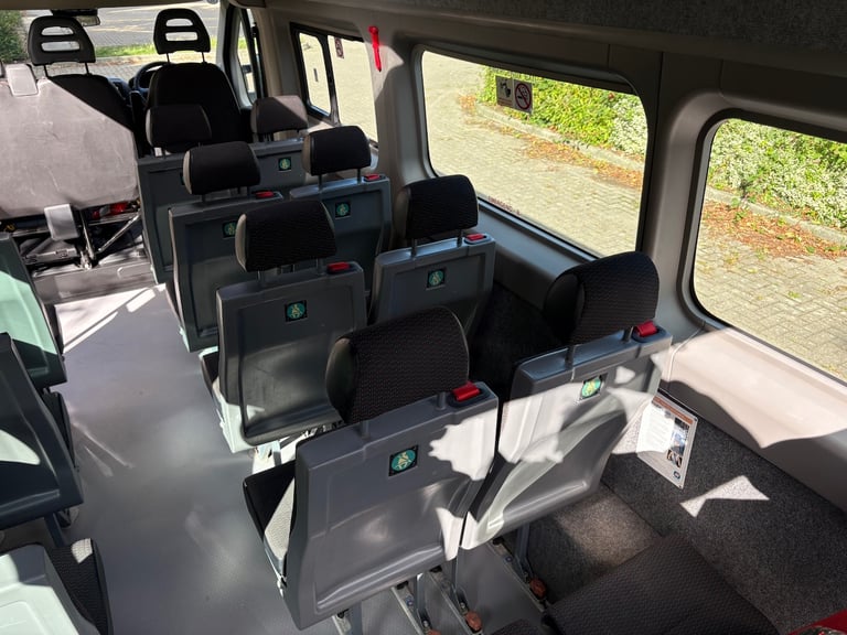 67reg Peugeot Boxer / Citroen Relay 2.0hdi 6spd 17 Seat WAV Minibus_Non D1 Model