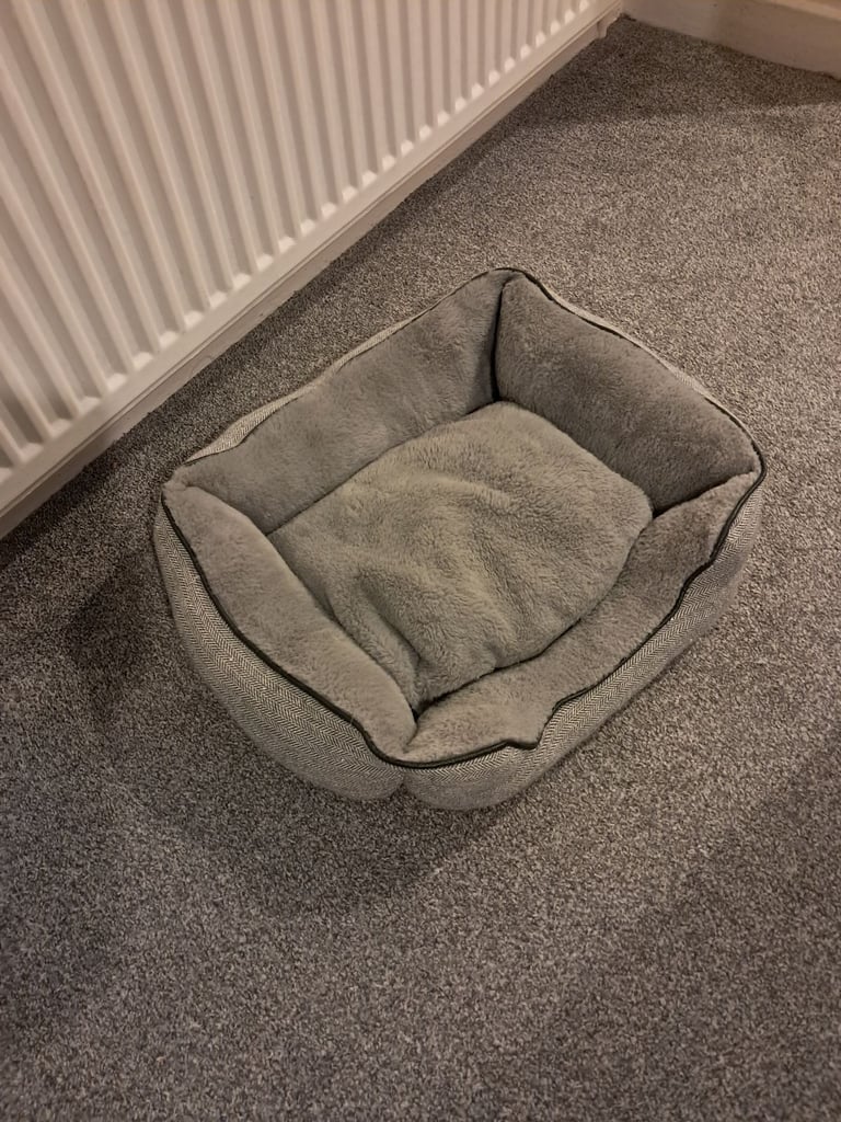 image for Cat comfy bed 