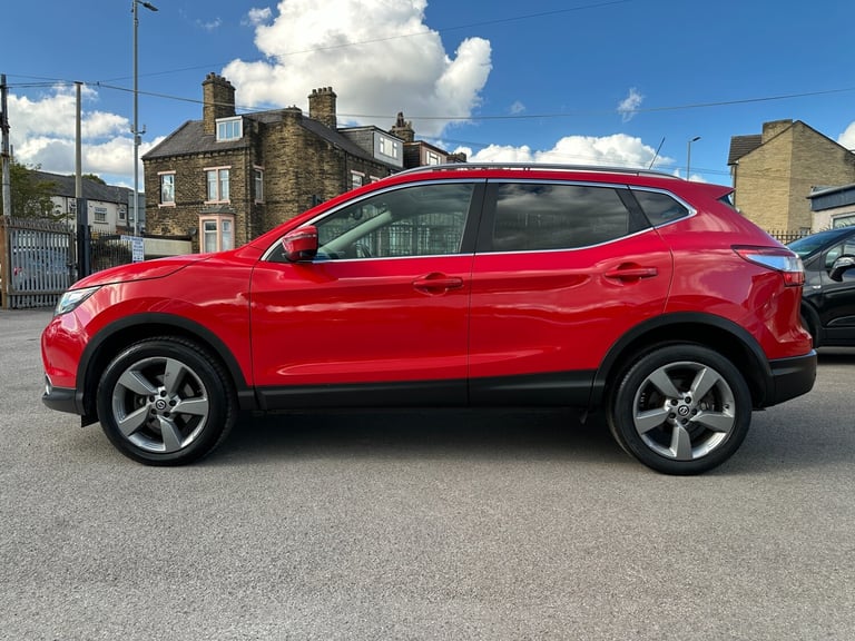 2016 Nissan Qashqai 1.5 dCi N-Tec+ 5dr HATCHBACK Diesel Manual