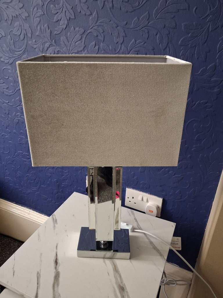 Chest of coffee table