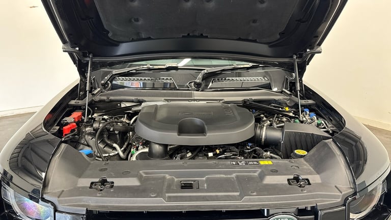 2025 Land Rover Defender 3.0 D350 X-Dynamic HSE 110 5dr Auto ESTATE DIESEL Automatic