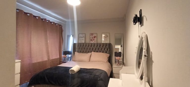 Double Bedroom In a House To share close to Wishaw General 