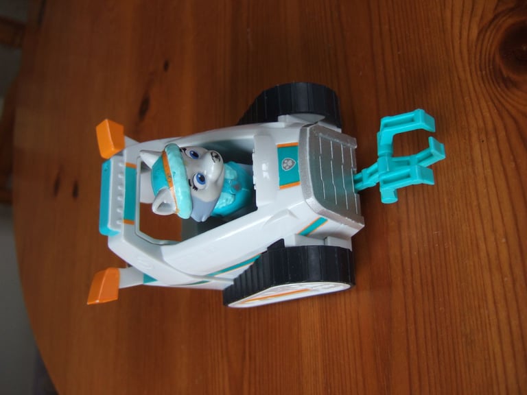 image for Paw Patrol Everest Snowmobile Snow Mobile Vehicle & Dog Figure