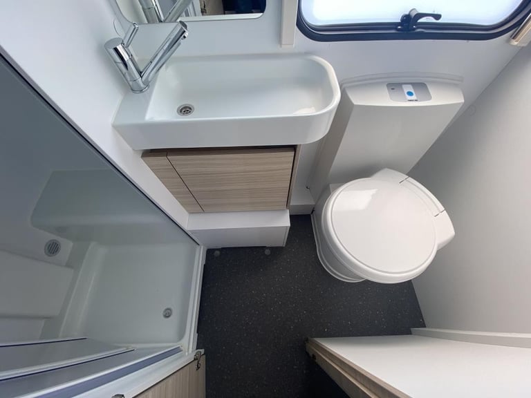 2023 (NEW) ADRIA ALTEA AVON 6 BERTH FAMILY CARAVAN