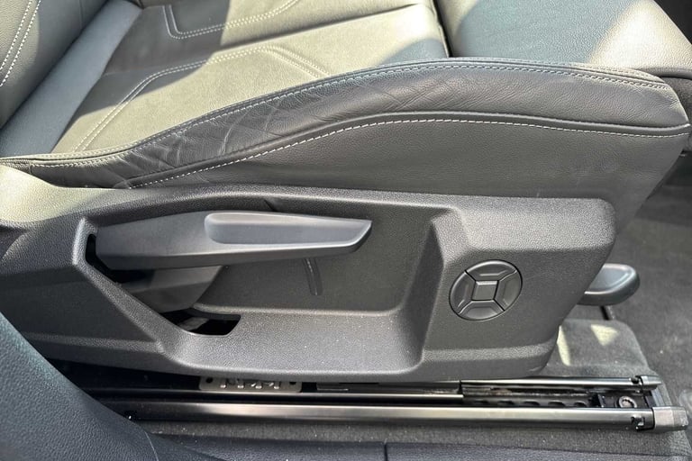 2025 Audi Q3 40 TFSI Quattro S Line 5dr S Tronic [Leather] SUV Petrol Automatic