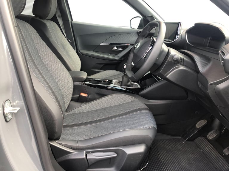 2025 Peugeot 2008 1.2 PureTech Allure Euro 6 (s/s) 5dr HATCHBACK Petrol Manual