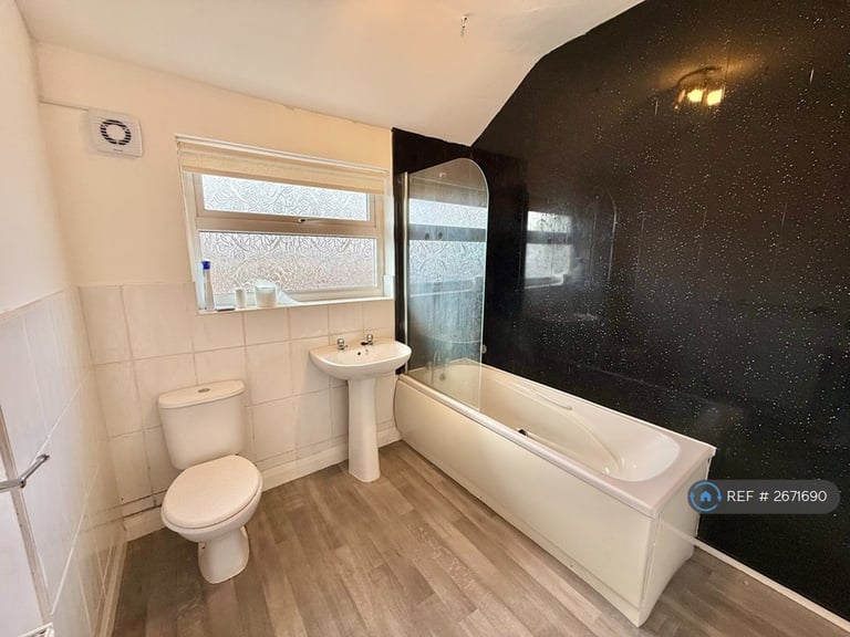 2 bedroom house in Balfour Road, Bentley, Doncaster, DN5 (2 bed) (#2671690)