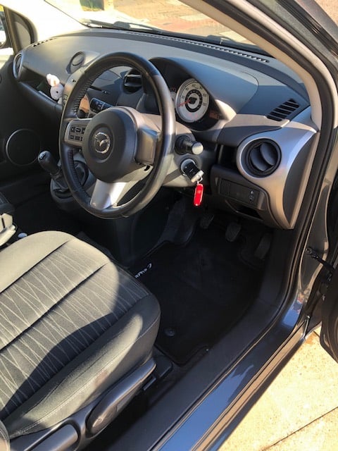 Mazda, 2, Hatchback, 2009, Manual, 1349 (cc), 5 doors