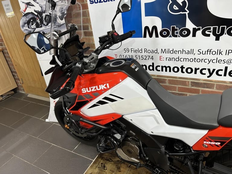 V-Strom DL1050XT , Pre Wired for TomTom , Full Dealer History