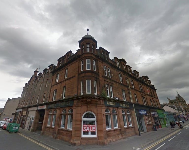 1 bedroom flat in 42 Flat 7 New Row Perth PH1 5QA