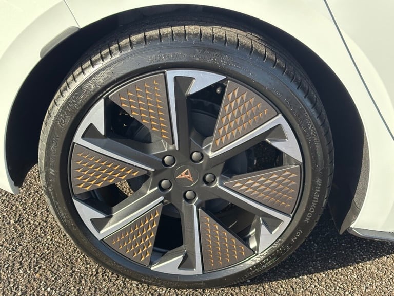  Cupra Born 170kW e-Boost V3 59kWh 5dr Auto Electric