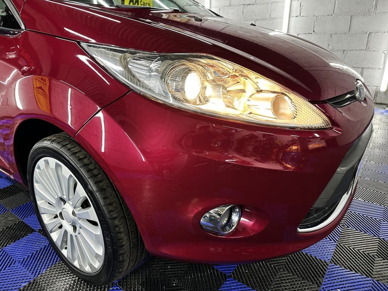 2011 Ford Fiesta 1.6 Titanium Hatchback 5dr Petrol Manual (134 g/km  118 bhp)