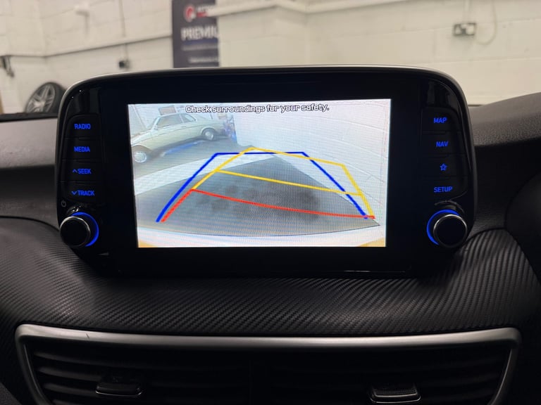 2018 68 HYUNDAI TUCSON 1.6 SE NAV CRDI 2WD MANUAL DIESEL WHITE EURO 6