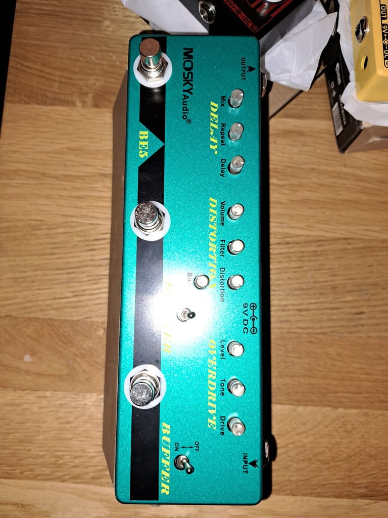 Guitar effects pedals £15 each